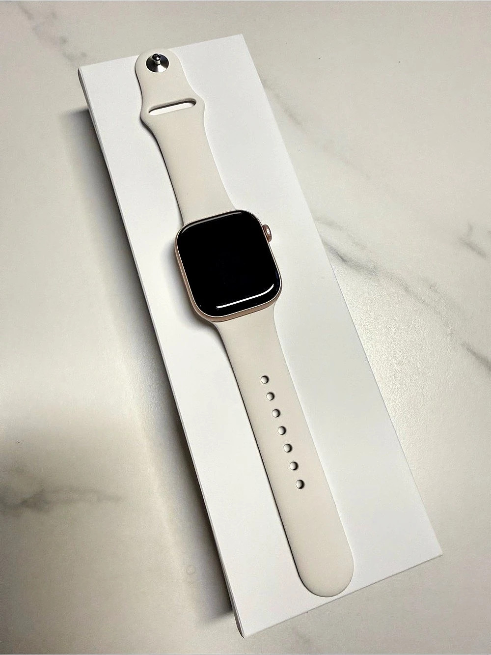 Apple Watch Series 11 GPS 42mm Rose Gold Aluminum Case with Light Blush Sport